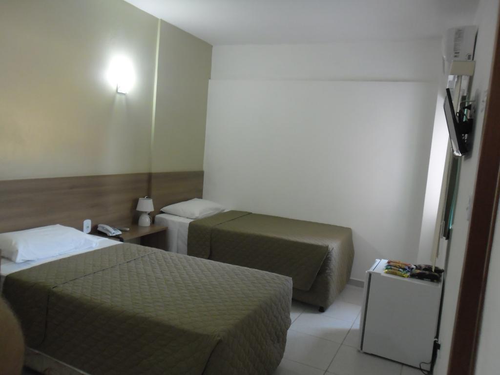 Hotel Larison Economy Pôrto Velho Zewnętrze zdjęcie