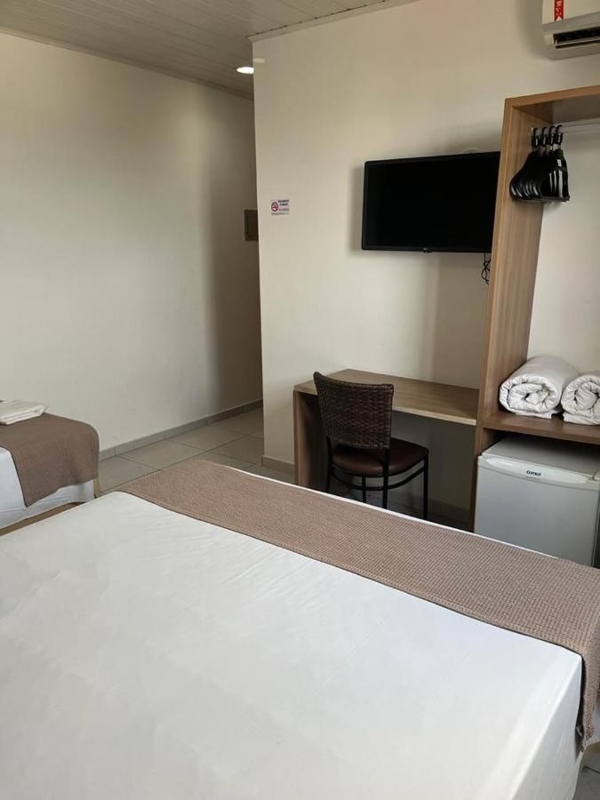 Hotel Larison Economy Pôrto Velho Zewnętrze zdjęcie