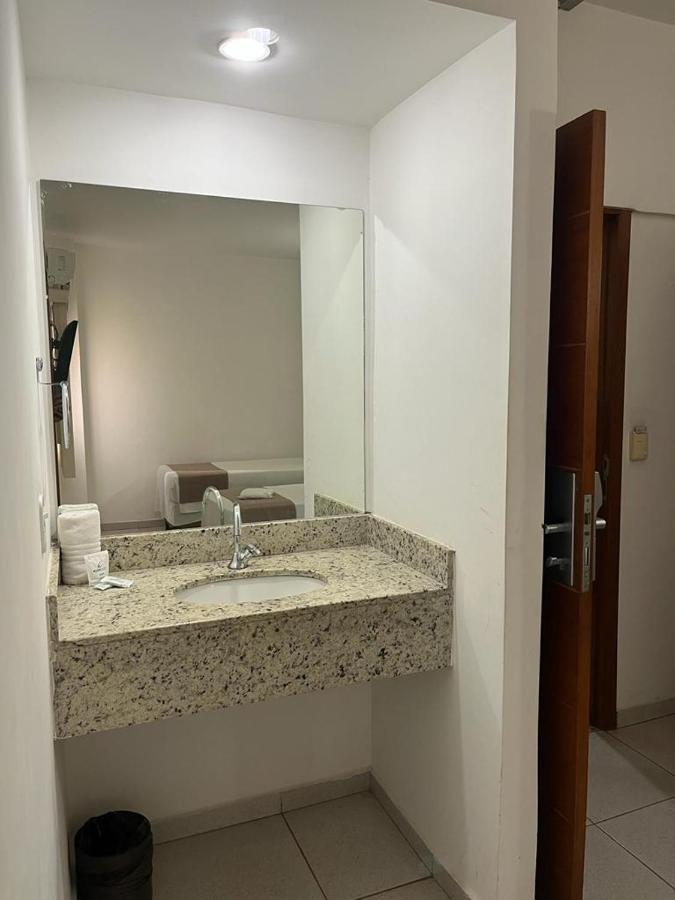 Hotel Larison Economy Pôrto Velho Zewnętrze zdjęcie