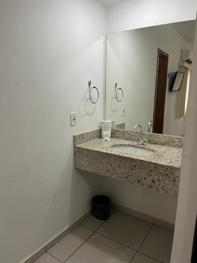 Hotel Larison Economy Pôrto Velho Zewnętrze zdjęcie